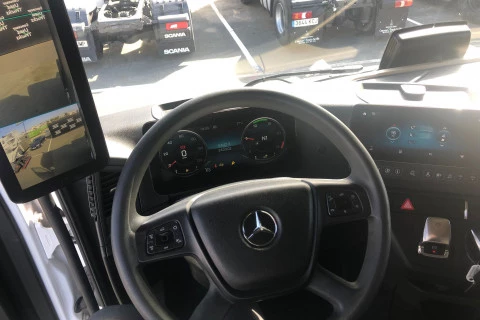 Mercedes-Benz Actros L 1851LS