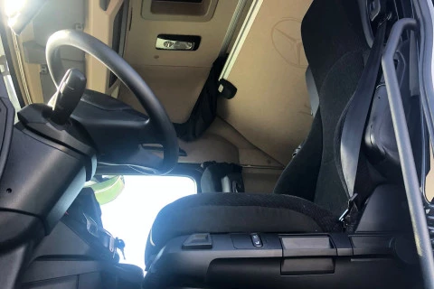 Mercedes-Benz Actros L 1851LS