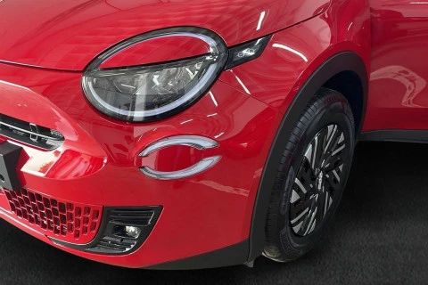 Fiat 600 600e Icon 54kwh 115kw (156cv)