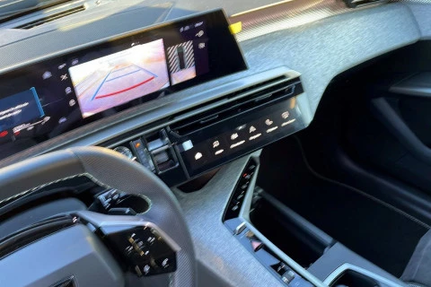 Peugeot 3008 Hybrid 1.2 107KW GT eDCS6