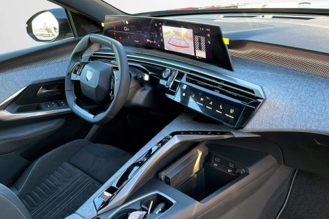 Peugeot 3008 Hybrid 1.2 107KW GT eDCS6