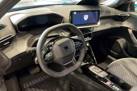 Peugeot e-2008 Eléctrico Allure 156 (115kW)