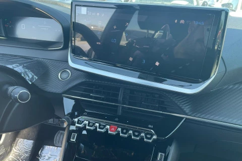 Peugeot e-2008 Eléctrico Allure 156 (115kW)