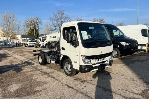 Mitsubishi Fuso Canter 3S13