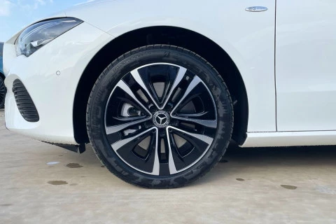 Mercedes-Benz CLA CLA 250 e