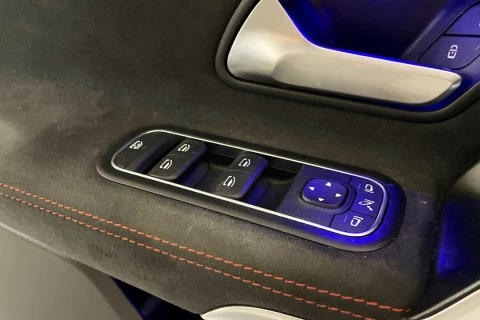 Mercedes-Benz CLA CLA 180