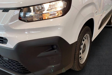 Fiat Doblò Furgón L1 BlueHDi 1.5 L 1000kg 130CV AT8