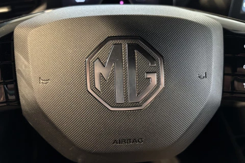 MG3 Hybrid+ Luxury