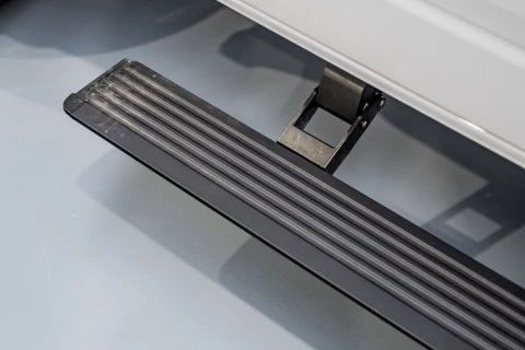 RAM 1500 LARAMIE NIGHT EDITION