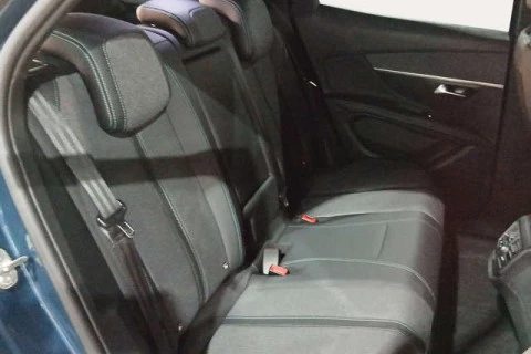 Peugeot 3008 Hybrid 225 Allure Pack e-EAT8 165 kW (225 CV)