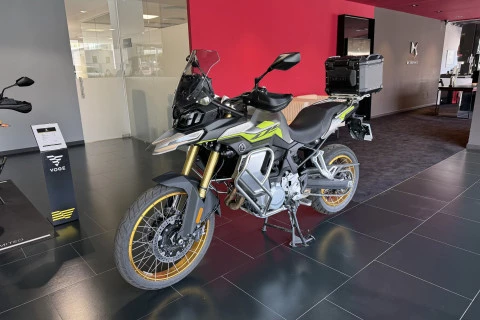 Voge 900DSX Amarilla