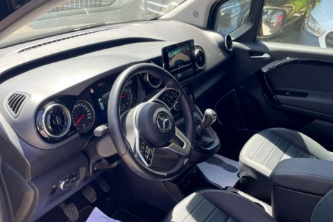 Mercedes-Benz Clase T 180 d