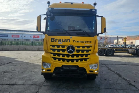 Mercedes-Benz Arocs 1853 HAD LS + BAÑERA SCHMITZ SKI 24 SL 7.2 AMARILLO