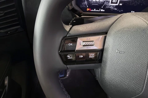 DS Nº4 Hybrid 145 Étoile Alcantara@