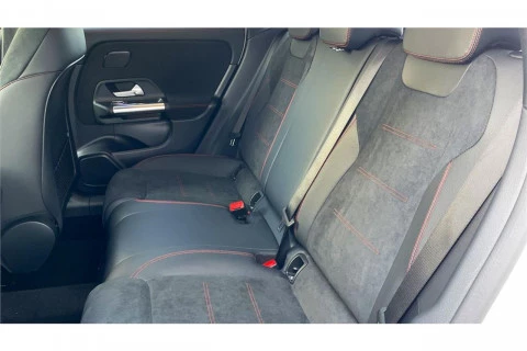 Mercedes-Benz GLA GLA 200