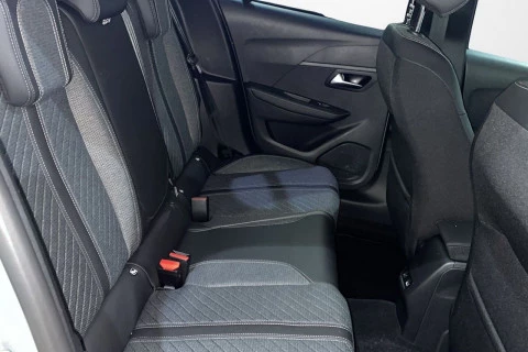 Peugeot 208 Allure Gasolina 100 S&S 6 Vel. MAN