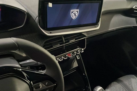 Peugeot 208 Allure Gasolina 100 S&S 6 Vel. MAN