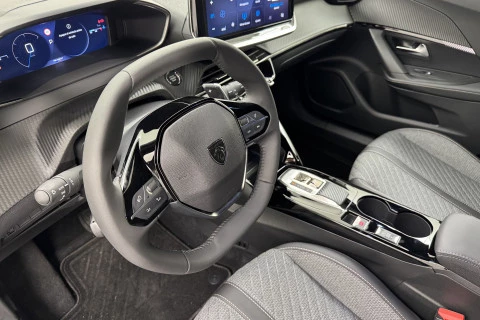 Peugeot 2008 N2008 Allure Hybrid 145 eDCS6