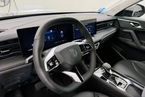 MG HS 1.5T PLUG IN HYBRID LUXURY