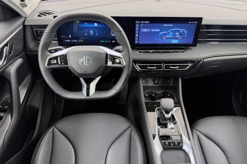 MG HS 1.5T PLUG IN HYBRID LUXURY
