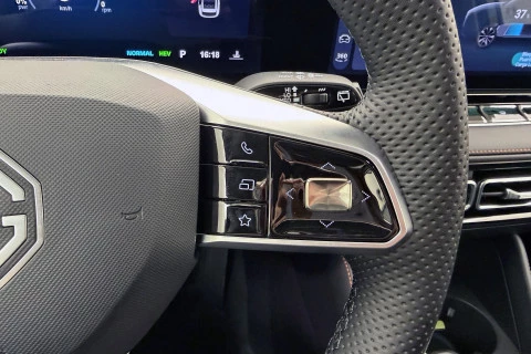 MG HS 1.5T PLUG IN HYBRID LUXURY