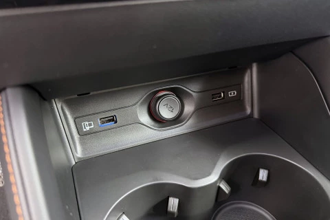 MG HS 1.5T PLUG IN HYBRID LUXURY