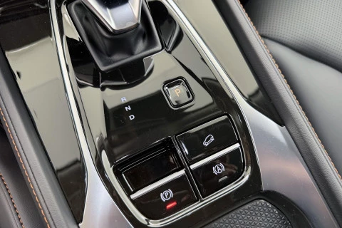 MG HS 1.5T PLUG IN HYBRID LUXURY