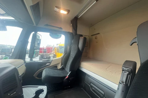 Mercedes-Benz Actros 1851 HAD LS