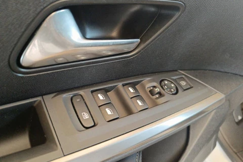 Peugeot 3008 Hybrid 1.2 100KW Allure eDCS6