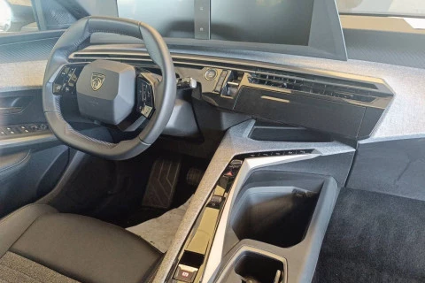 Peugeot 3008 Hybrid 1.2 100KW Allure eDCS6