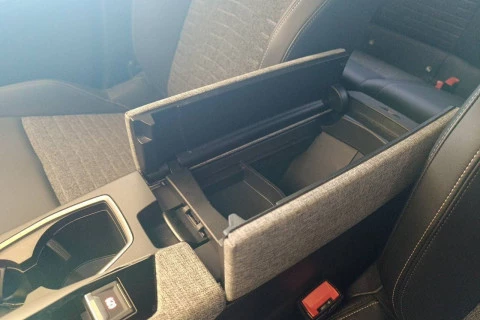 Peugeot 3008 Hybrid 1.2 100KW Allure eDCS6