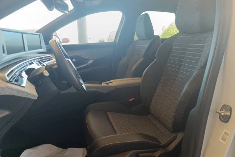 Peugeot 3008 Hybrid 1.2 100KW Allure eDCS6