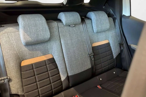 Citroën C3 Aircross Hybrid 145 ë-DCS6 PLUS