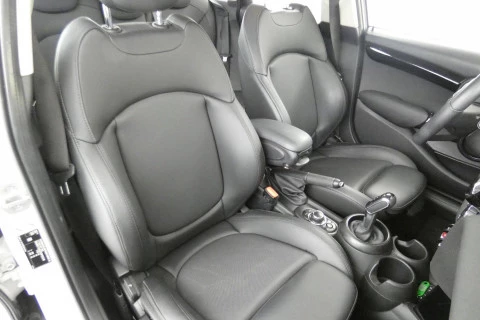 MINI Mini Cooper Aut.