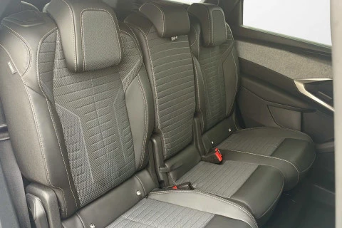 Peugeot 5008 Hybrid 1.2 107KW Allure eDCS6