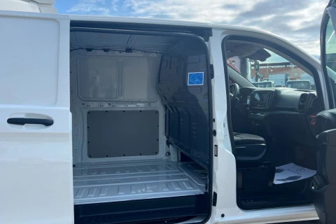 Mercedes-Benz eVito Vito eVito 112 Largo (Bateria 60kWh)