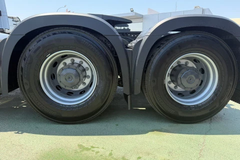 Mercedes-Benz Actros 3363LS