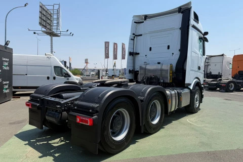 Mercedes-Benz Actros 3363LS