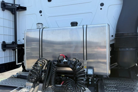 Mercedes-Benz Actros 3363LS