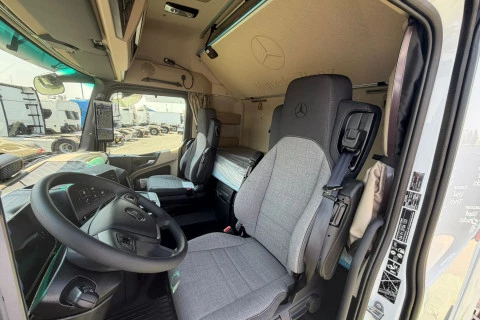 Mercedes-Benz Actros 3363LS