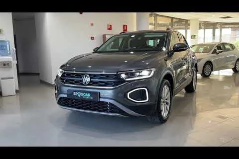 Volkswagen T-Roc Life 1.5 TSI 110kW (150CV)