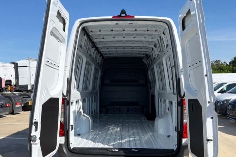 Mercedes-Benz Sprinter 317 CDI FURGON PRO LARGO
