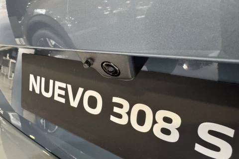 Peugeot 308 SW GT Hybrid 145 e-DCS6