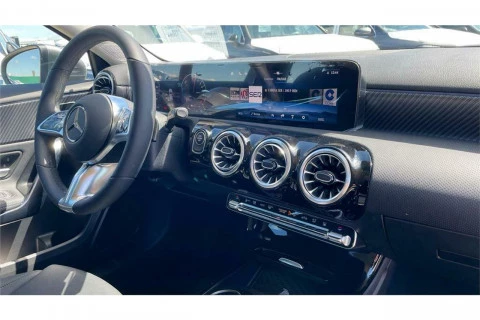 Mercedes-Benz Clase A A 250 e con tecnología híbrida EQ