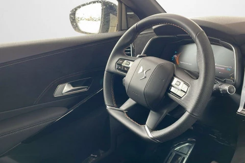 DS 7 PLUG-IN HYBRID 225 PALLAS