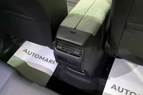 Peugeot e-3008 Allure Eléctrico 157kW