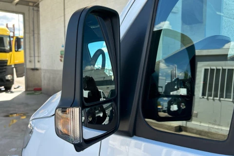 Mercedes-Benz Sprinter Sprinter 519 CDI tT OM654 FURGON LARGO T