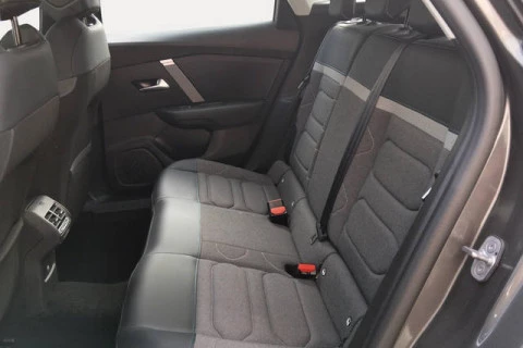 Citroën C4 PureTech 130 S&S Plus 96 kW (131 CV)