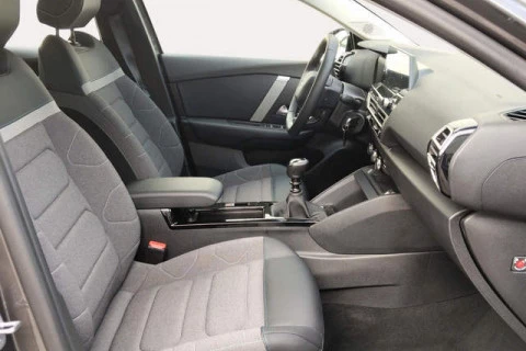 Citroën C4 PureTech 130 S&S Plus 96 kW (131 CV)