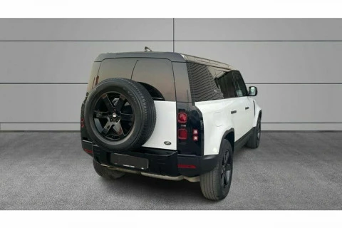 Land Rover Defender 110 D200 MHEV Standard 4WD Auto 147 kW (200 CV)